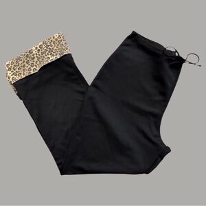 Y2K “The Wild” Stretch Leopard Cuff Capris